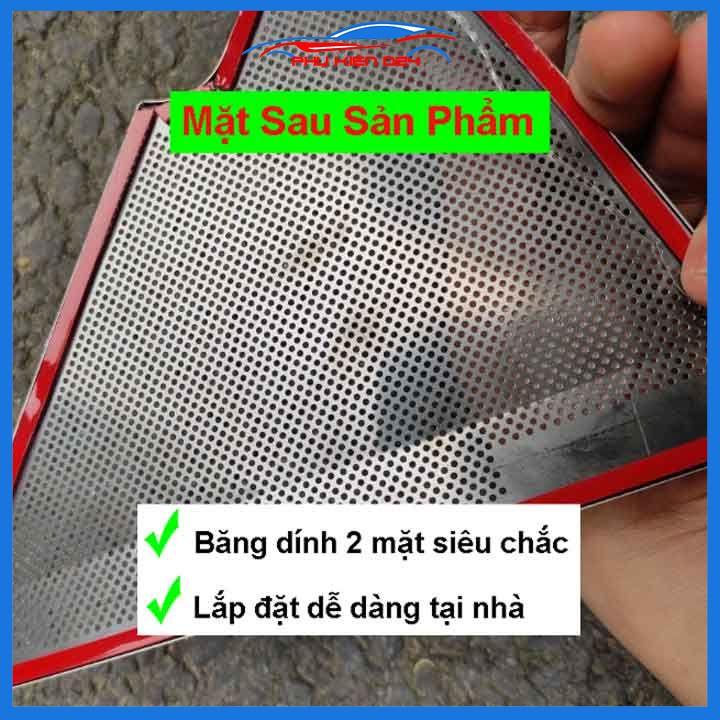 Bộ ốp màng loa vân Titan cho xe Mazda 3 2020-2021-2022 chống xước trang trí nội thất ô tô