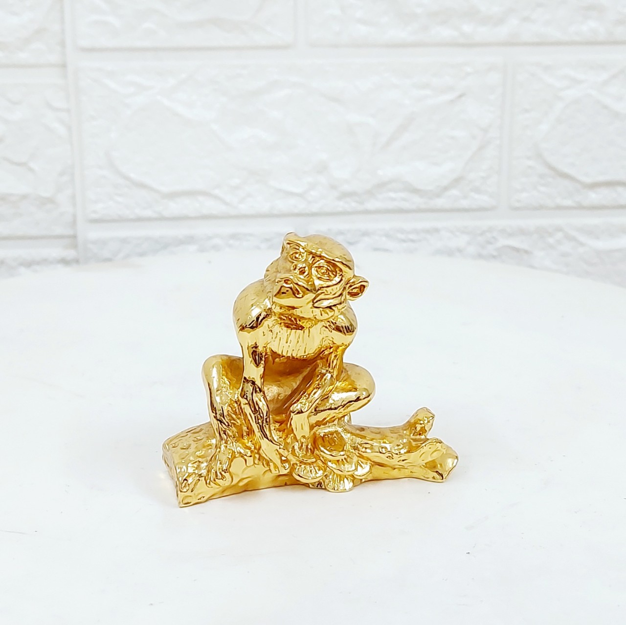 Tượng khỉ bằng đồng mạ vàng 24K