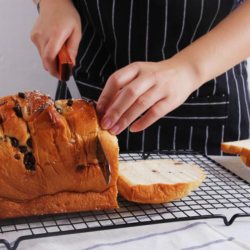 Dao Cắt Bánh Mì / Bánh Bông Lan Cán Gỗ