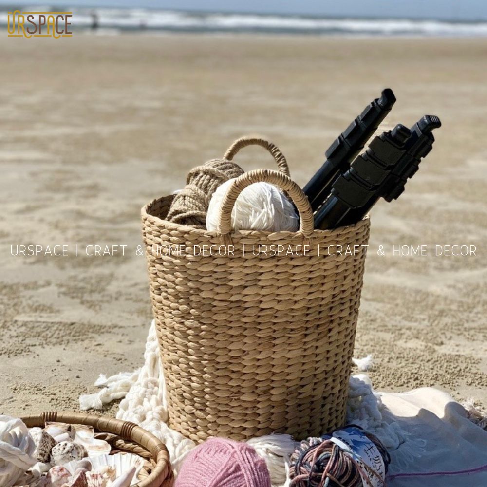 Giỏ cói đựng đồ URSPACE hình tròn có quai cầm tiện dụng trang trí decor phong cách đơn giản/ HYACINTH STORAGE BASKET