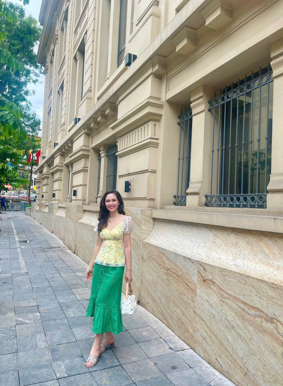 Áo Peplum Hở Lưng, Tay Phồng, Hoa Vàng Soleil thời trang thiết kế Hity Top222