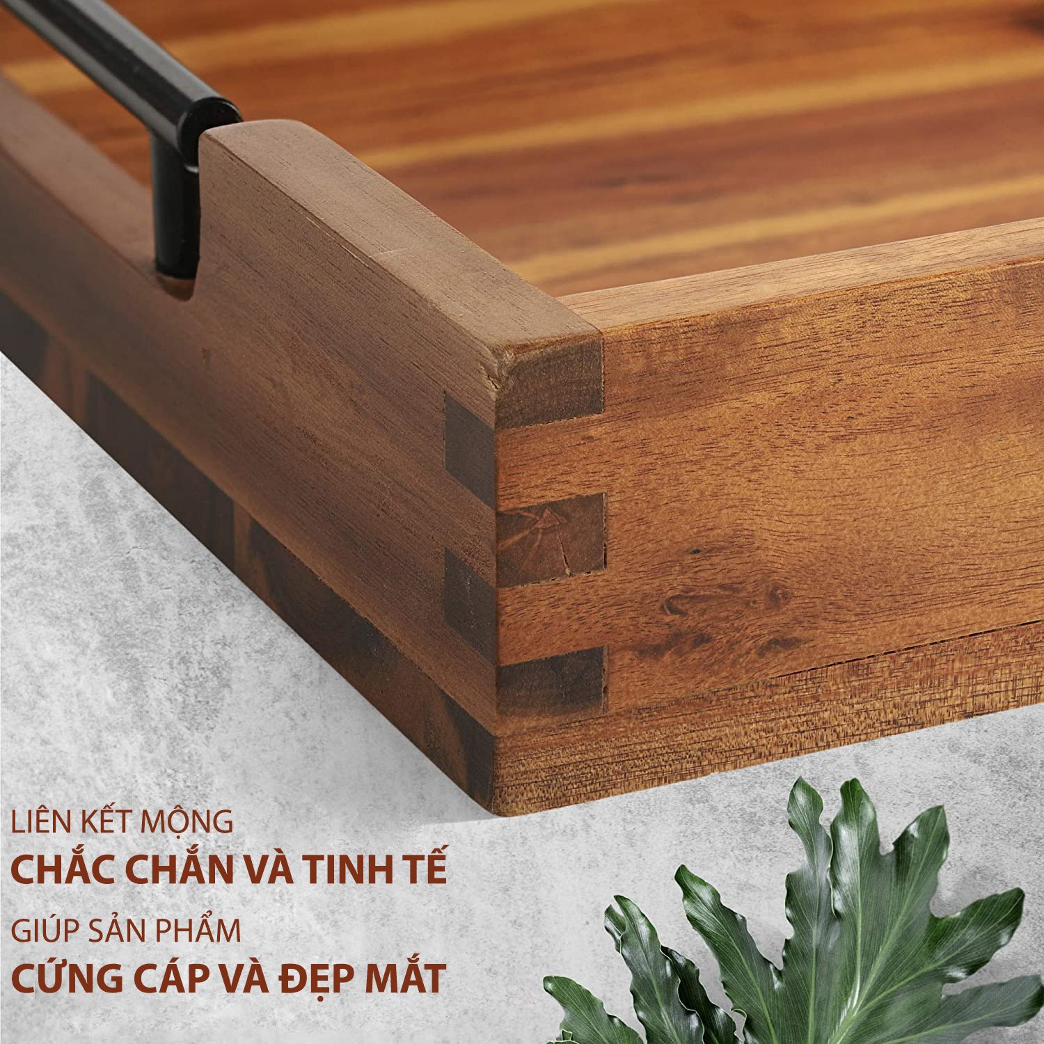 KHAY GỖ. LÀM BẰNG GỖ TRÀM,  HÌNH CHỮ NHẬT 42 X 32X 6 CM CÓ 2 TAY CẦM BẰNG SẮT  : DÙNG ĐỰNG THỰC PHẨM , GIA VỊ, KHAY TRÀ.