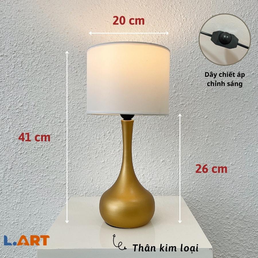 Đèn để bàn phòng khách đèn ngủ kim loại mạ vàng sang trọng DBK003