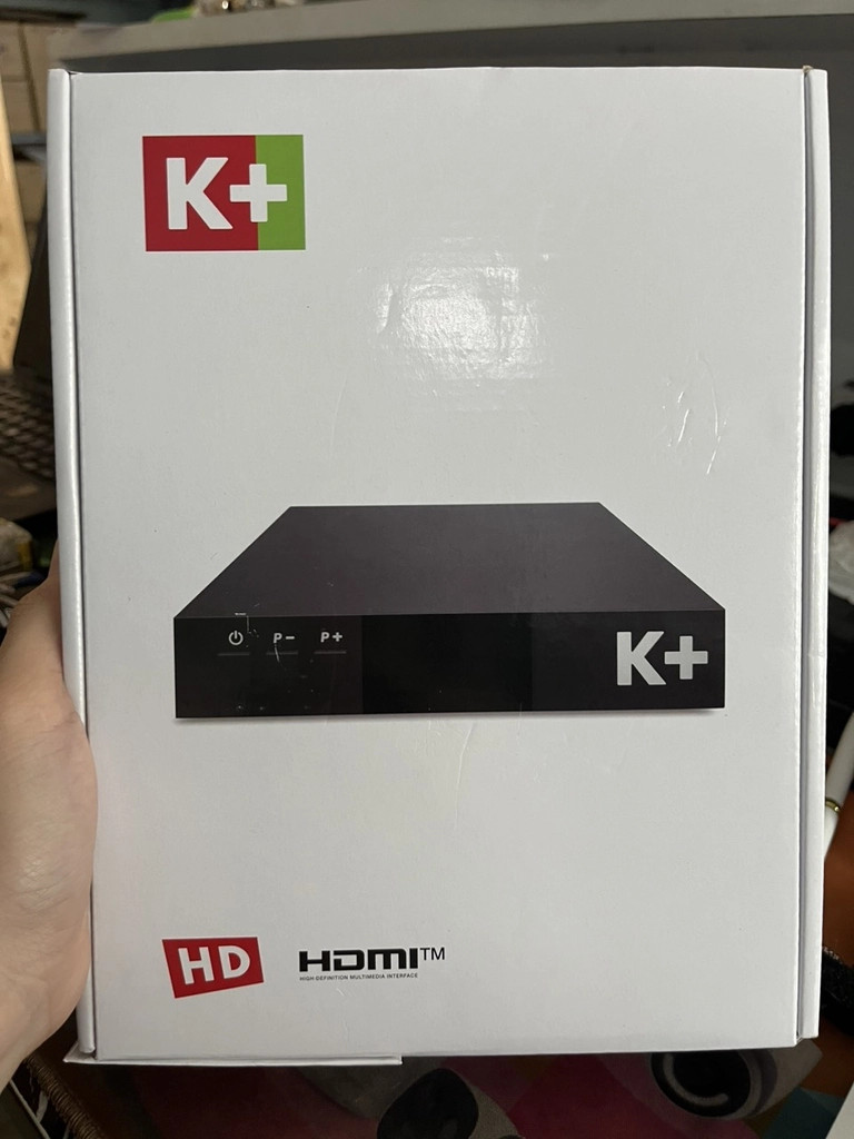 Đầu thu K+ Full hộp, 7 món( đầu ,nguồn,điều khiển,pin,dây av,dây hd,thẻ trắng) (Đầu) - Hàng Nhập Khẩu