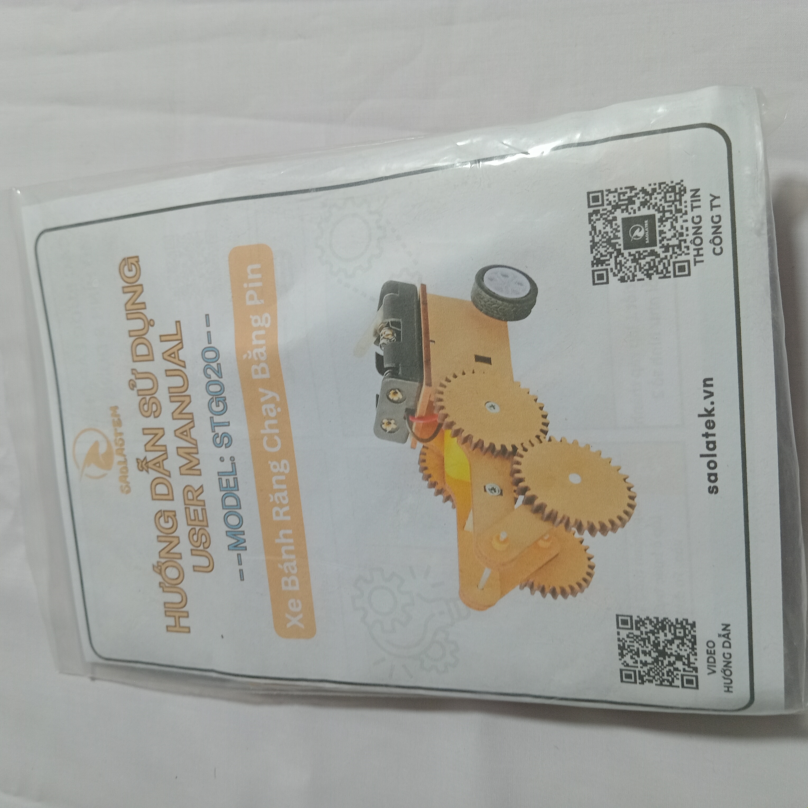Đồ chơi STEM - Mô Hình Xe Bánh Răng Chạy Bằng Pin