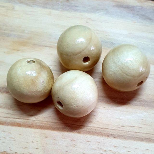 2 hạt gỗ 32mm khoan lỗ dùng trang trí decor
