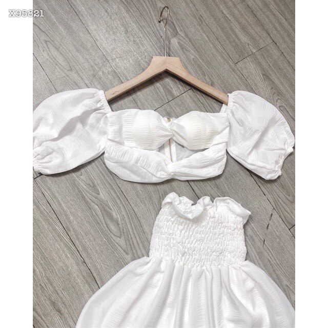 ĐẦM MAXI ĐI BIỂN SET CHÂN VÁY DÀI XÒE SUÔNG TRƠN LƯNG THUN TRẮNG + ÁO CROPTOP CỔ U TRỄ VAI TAY NGẮN BỒNG BIKINI DẠO PHỐ ĐI CHƠI