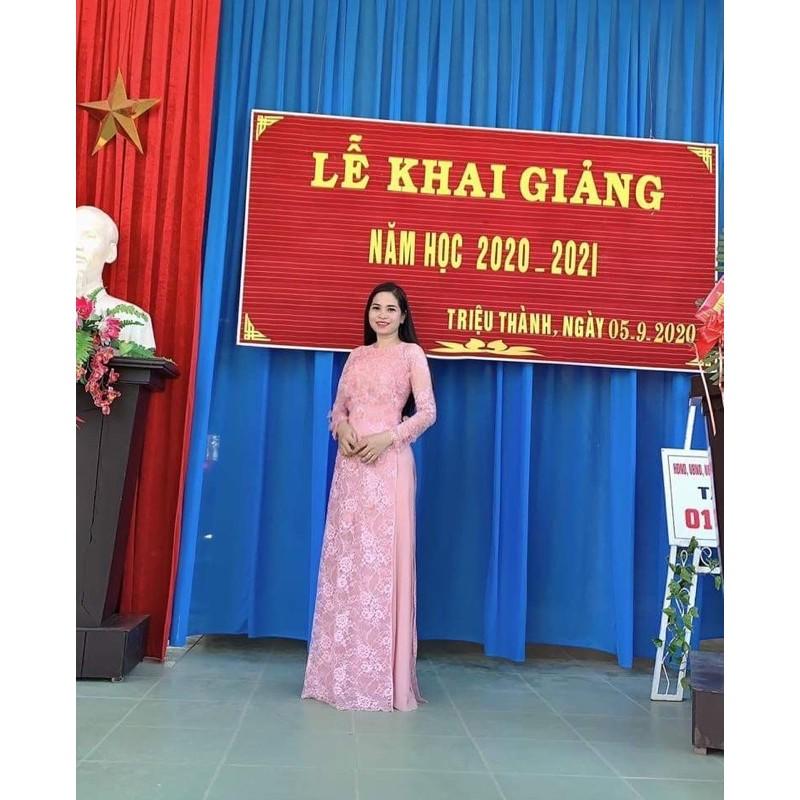 Áo dài 4 tà hồng kết hoa ngực