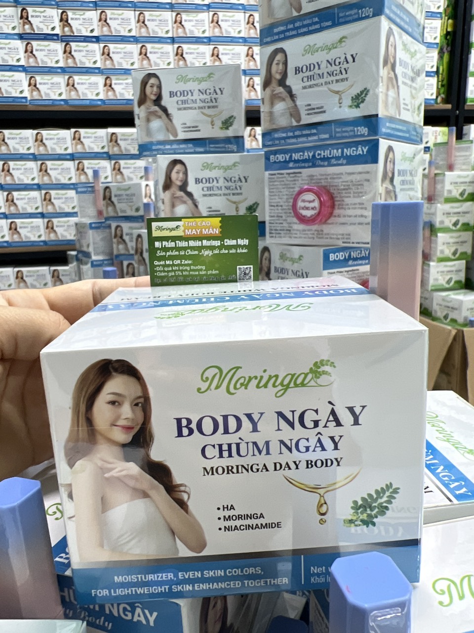 KEM BODY TRẮNG DA CHÙM NGÂY 120G