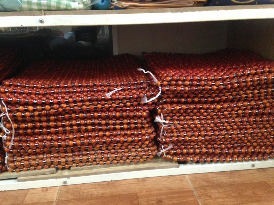 Đệm lót ghế văn phòng hạt gỗ nhãn 12ly - Sản phẩm chăm sóc ghế văn phòng - Ghế xoay - Ghế giám đốc - Ghế văn phòng Hòa Phát