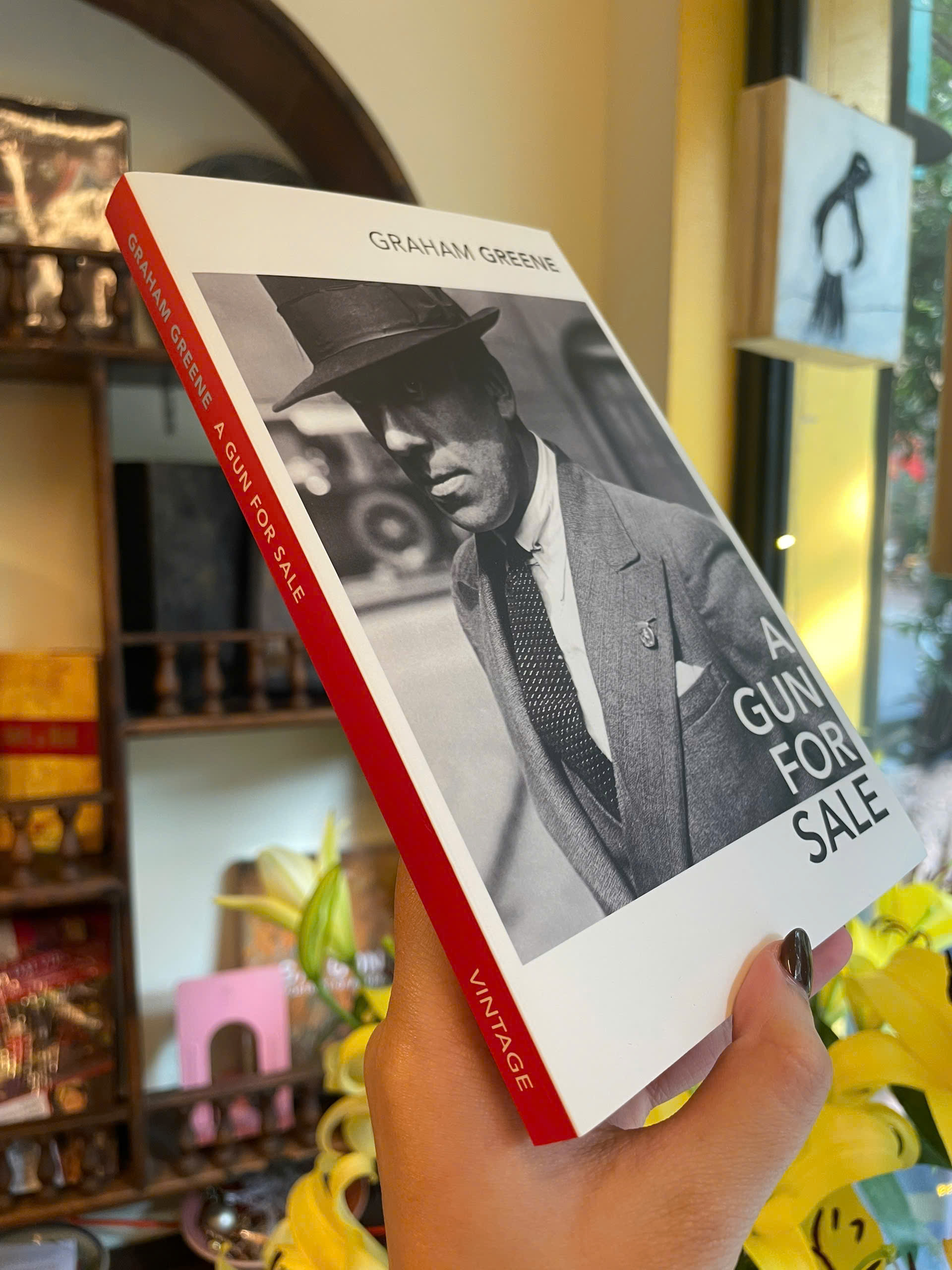 Sách - A Gun for Sale by Graham Greene | Thriller / Crime Fiction / Ngoại văn Giật gân / Tội phạm