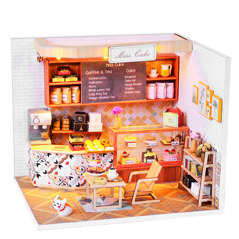 Mô hình nhà DIY Doll House Tiệm Bánh Ngọt Miss Cake Kèm Mica Chống bụi