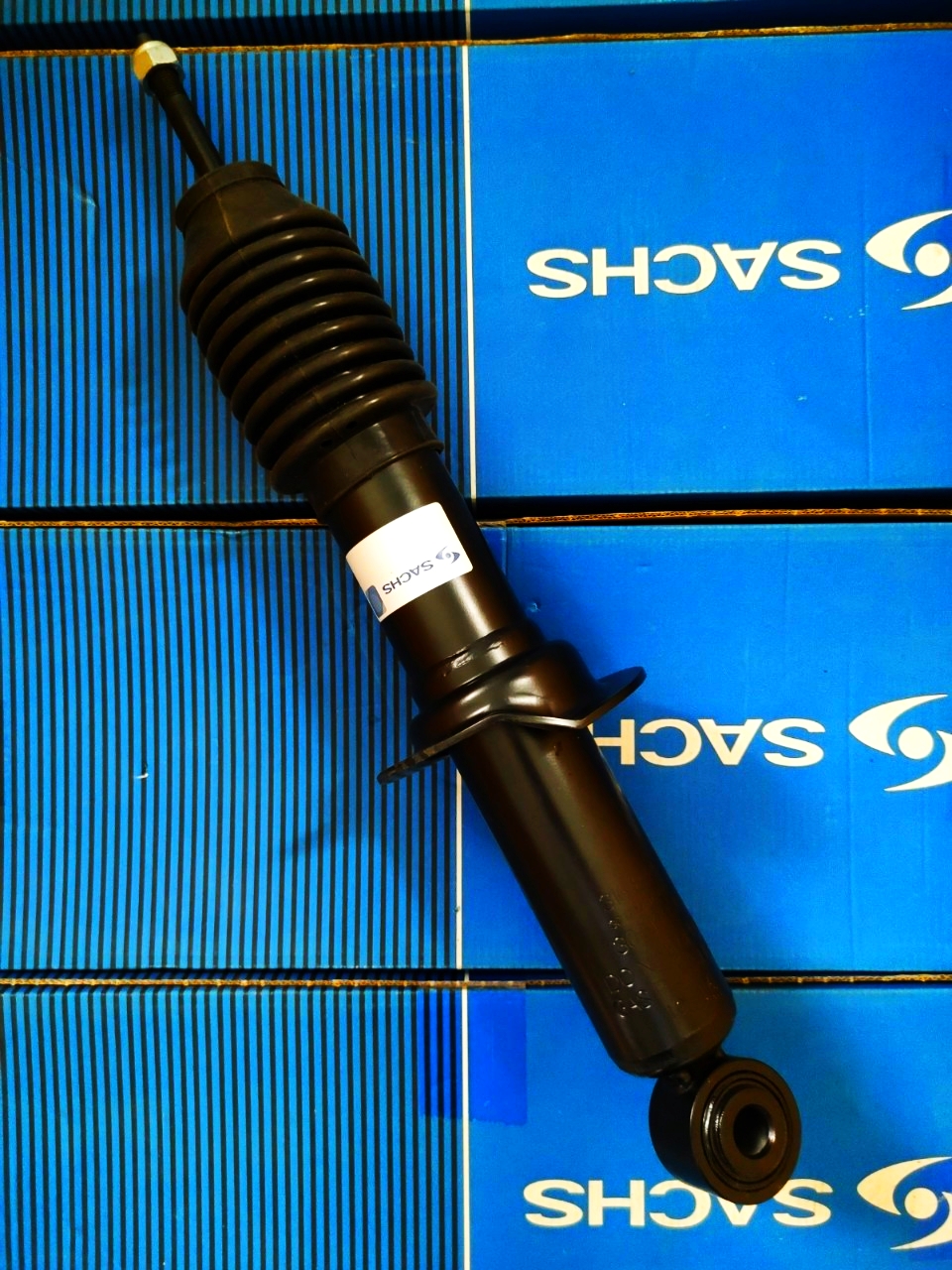 Phuộc Nhún Trước Ford Ranger 2.2 TDCi 4x2, Ranger 2.5 , Mazda BT-50 2.2 - ZF Sachs 316844