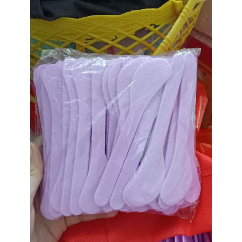 100 muỗng múc kem