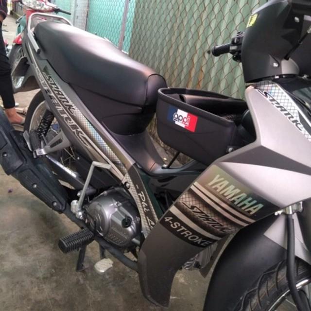 Tem sirius 110 spark xám đen crom