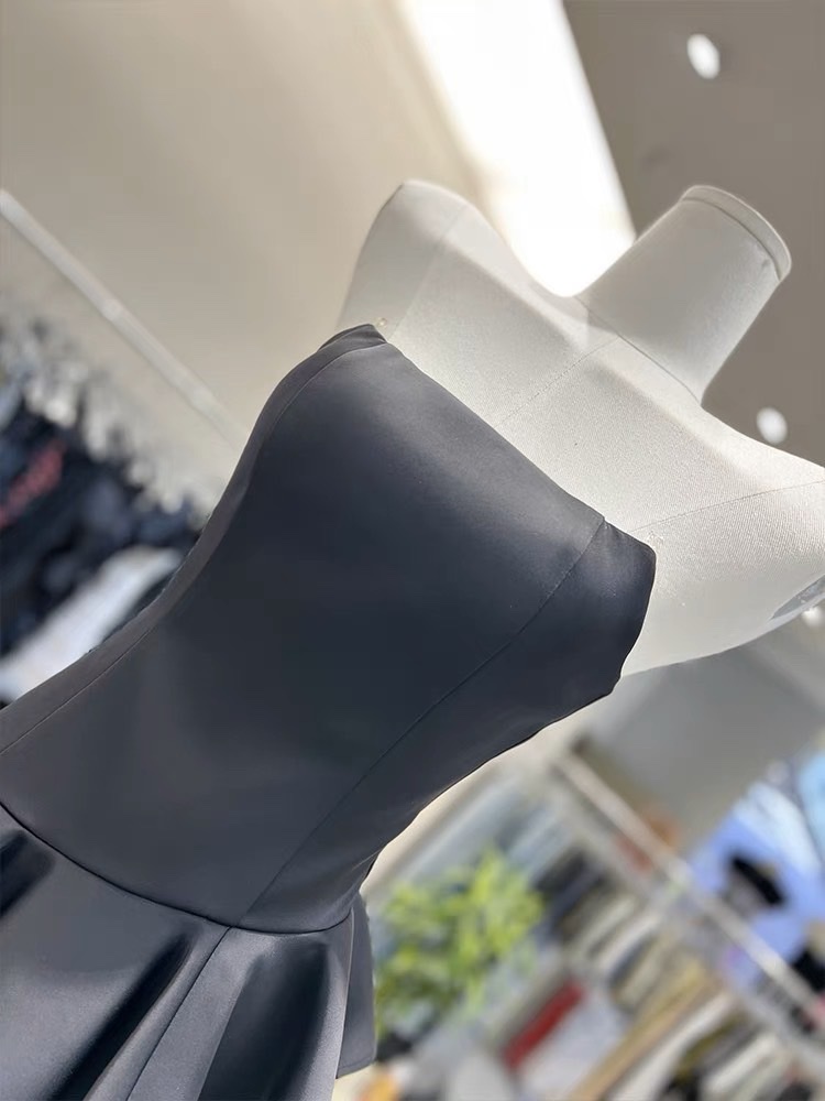 ĐẦM ỐNG NGẮN XÒE ÔM BODY ĐI TIỆC ĐEN TRƠN XẾP LY TẦNG BÈO DẠO PHỐ ĐI CHƠI ĐI BIỂN