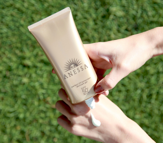 Kem Chống Nắng Anessa Perfect UV Sunscreen Skincare Gel Spf 50+ Pa++++ (90g)