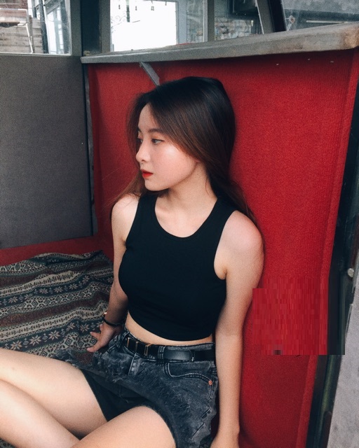 Áo ba lỗ ngược croptop chất thun trơn hot hit