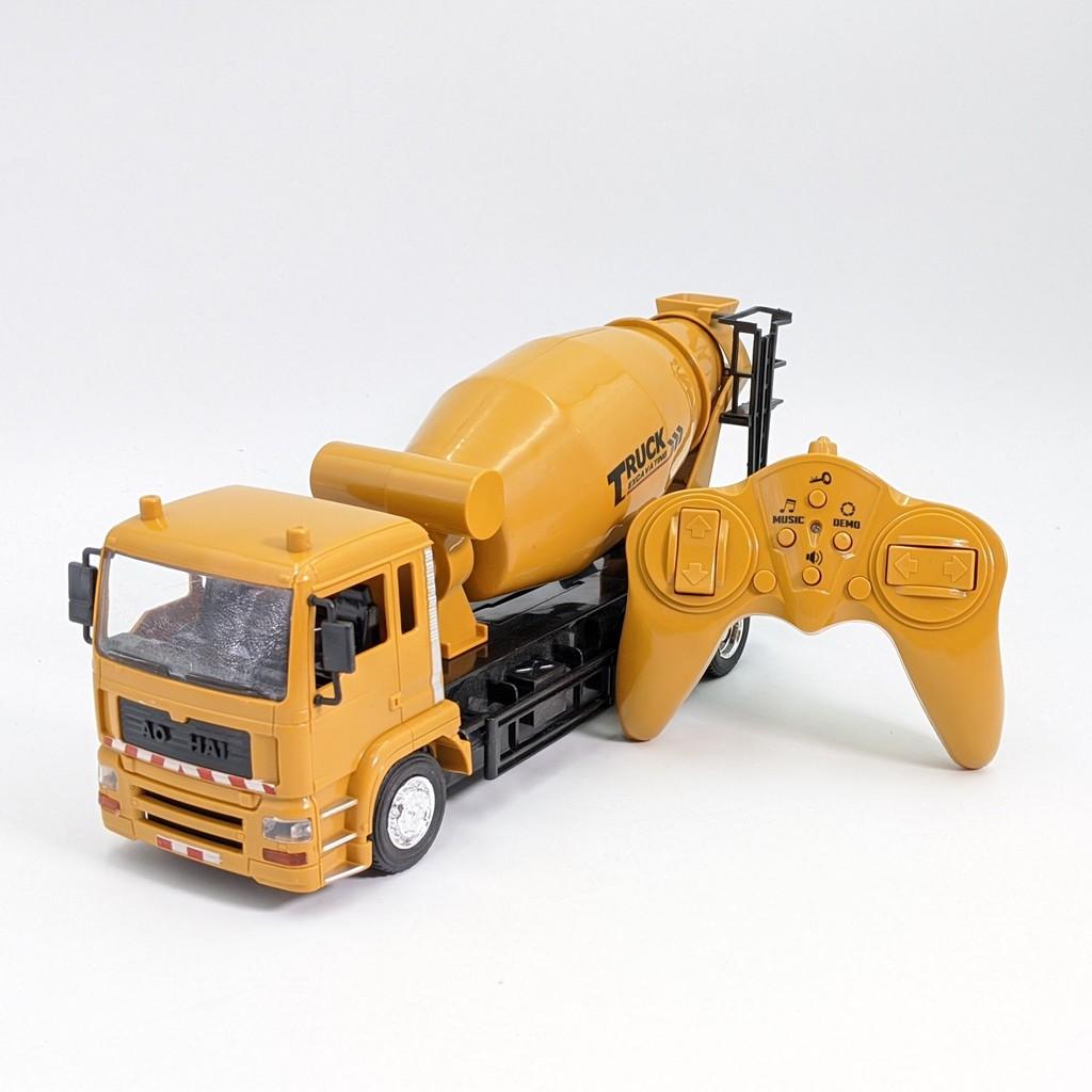 Các mẫu xe công trình điều khiển cao cấp