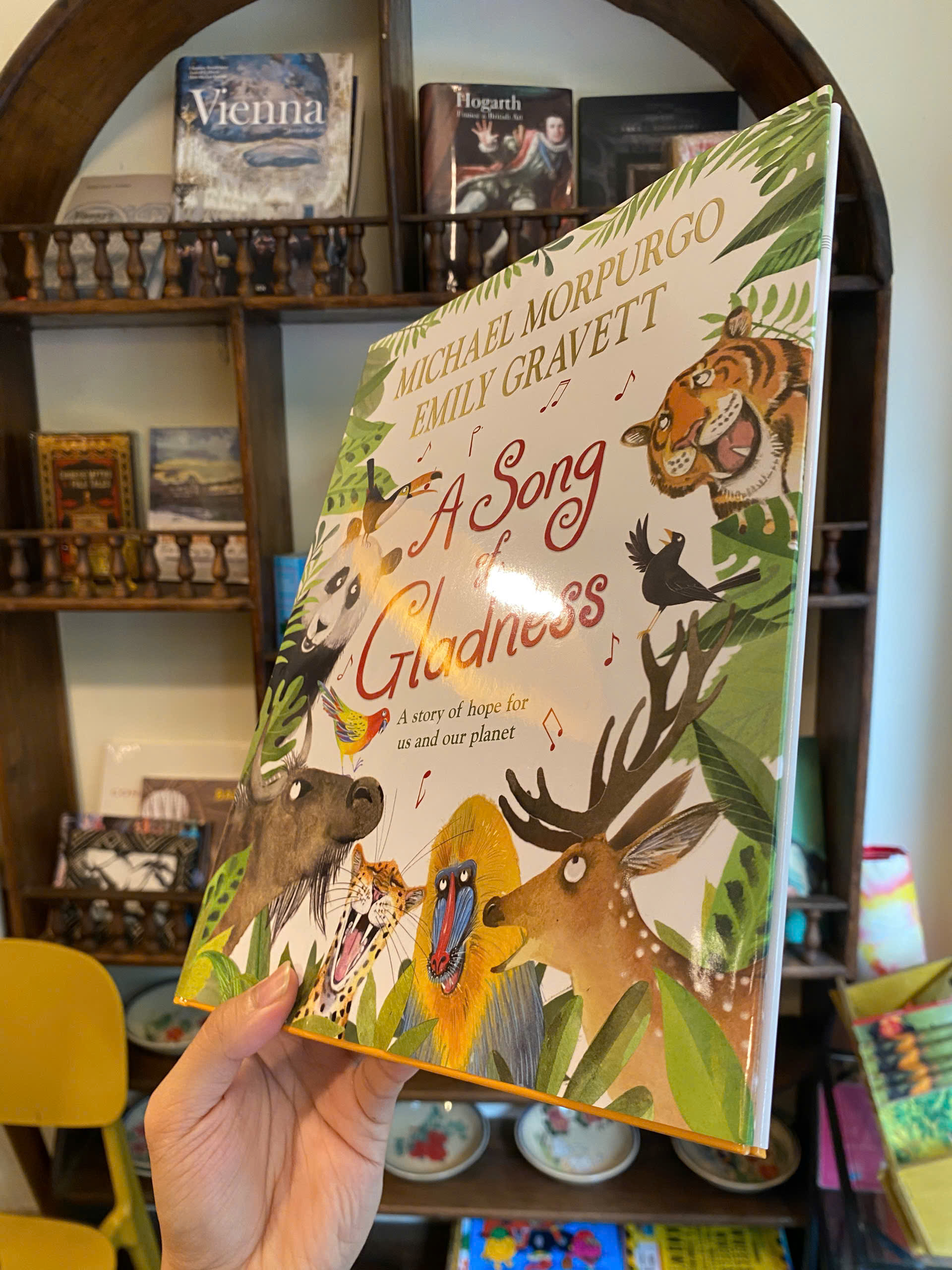 Sách - A Song of Gladness: A Story of Hope for Us &amp; Our Planet by Michael Morpurgo | Children's Book