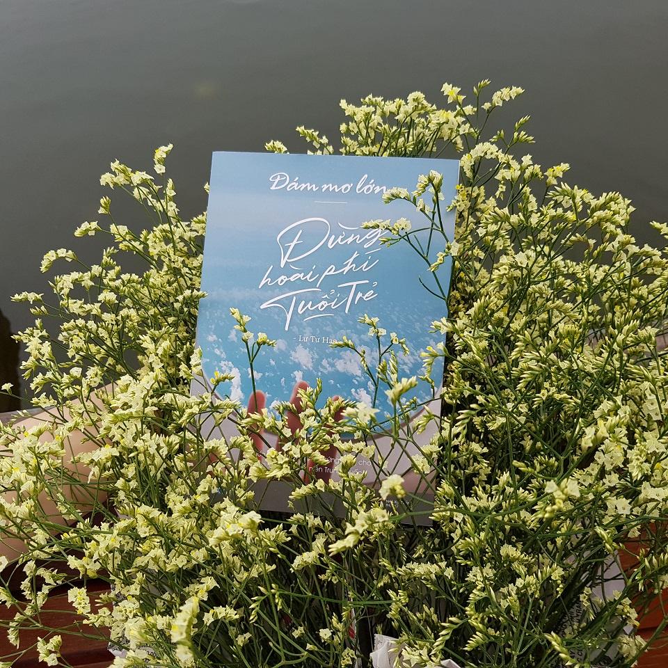 Sách Dám Mơ Lớn, Đừng Hoài Phí Tuổi Trẻ - Skybooks - BẢN QUYỀN