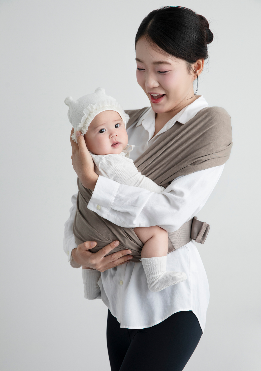 [THIẾT KẾ MỚI] Địu Vải EmBé Sling Cao Cấp Màu Mocha Dành Cho Bé Sơ Sinh Từ 0 Đến 24 Tháng Tuổi