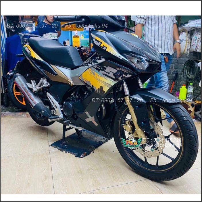 Tem Rời Winner X đen nhám City Vàng