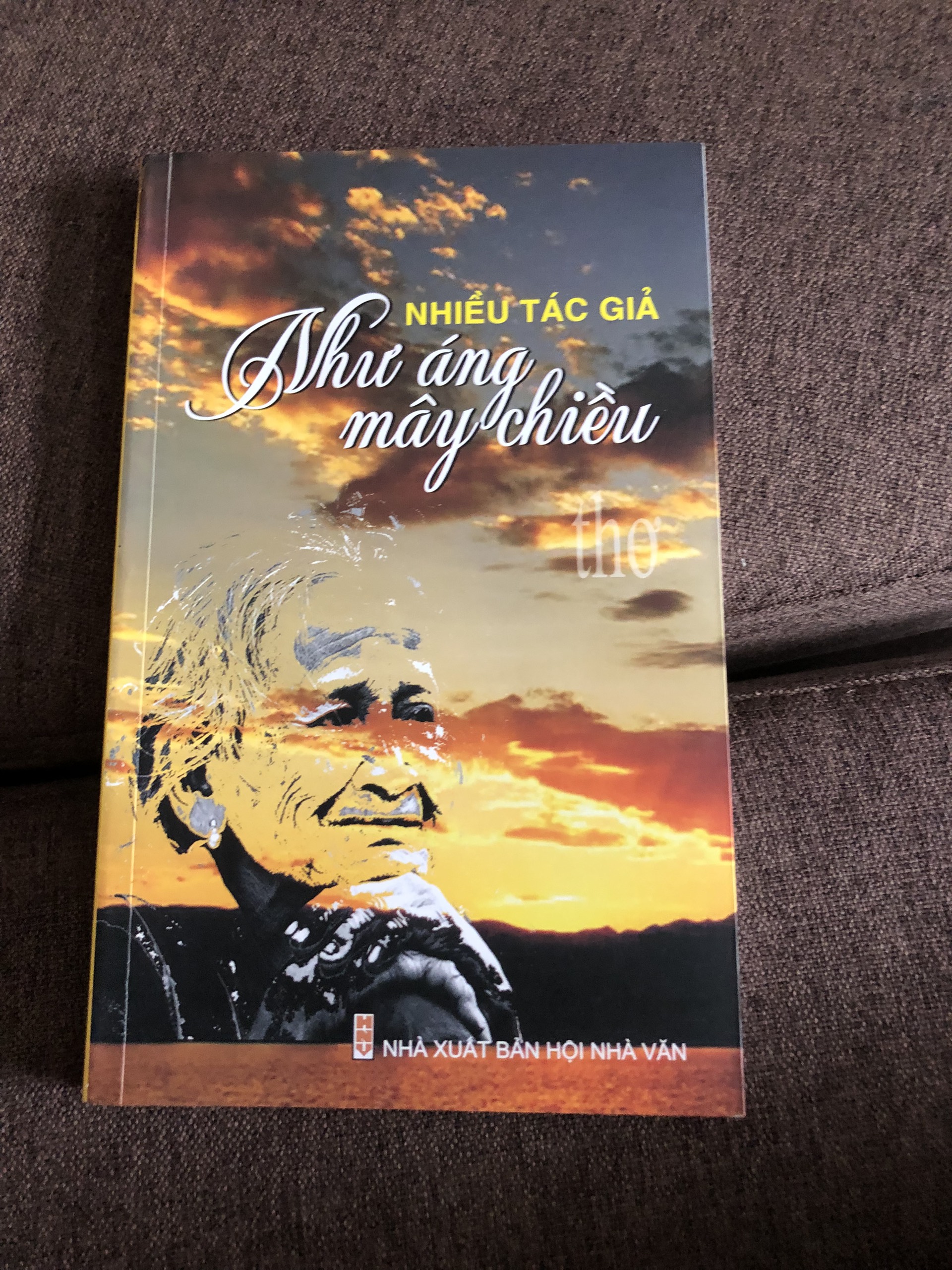 Thơ về Mẹ - Như Áng Mây Chiều