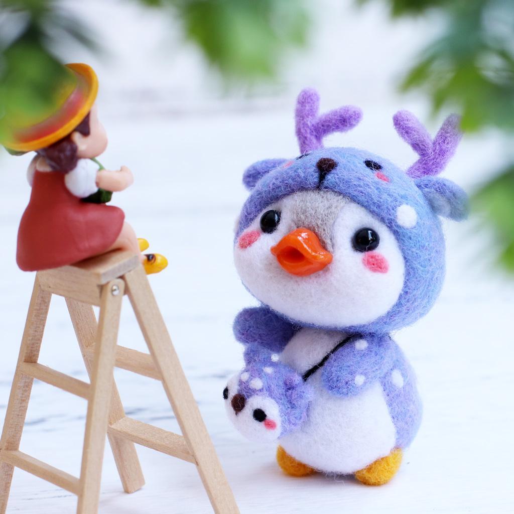2 Sets Lovely Penguin Felting Kits Felting Wool Yarn Crafts