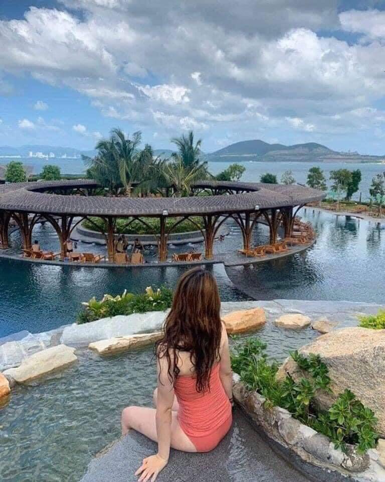 Vé Tắm Bùn Hòn Tằm - Merperle Hòn Tằm Resort Nha Trang 5*.