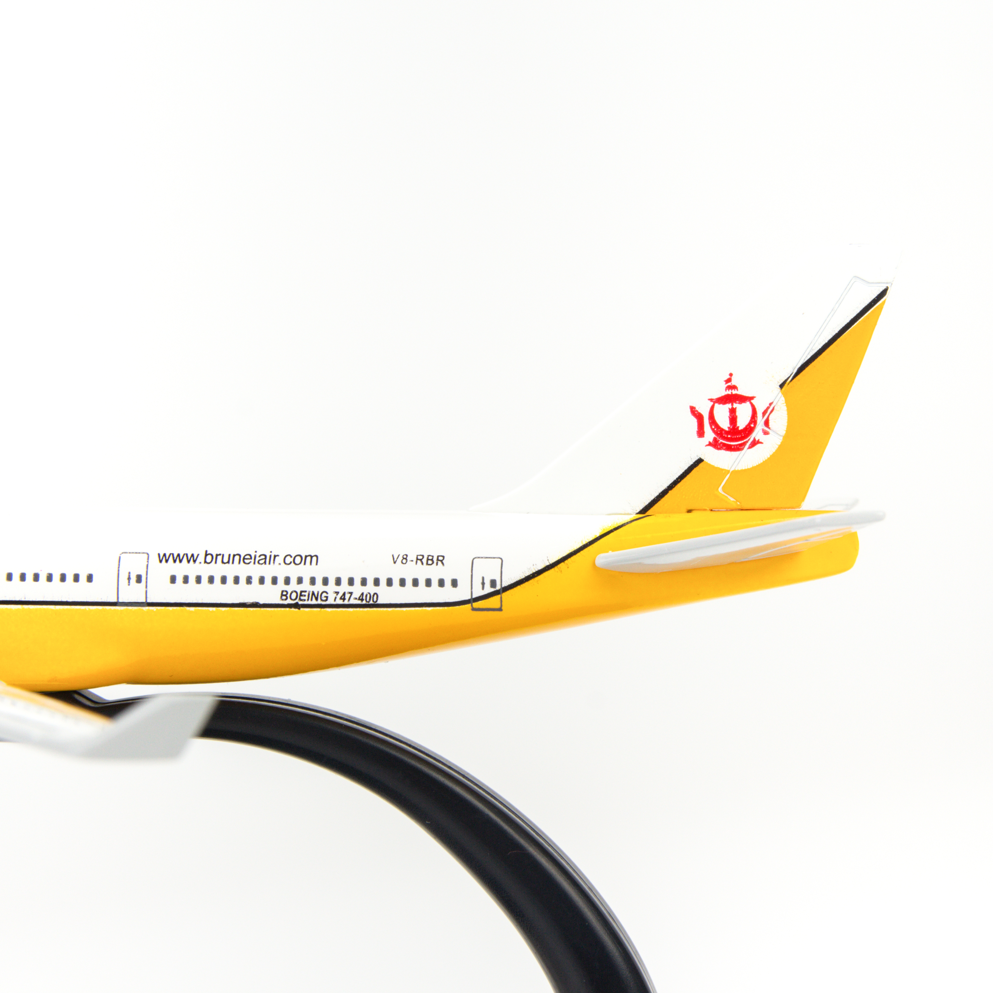 Mô Hình Máy Bay Trưng Bày Boeing 747 Royal Brunei Everfly (Vàng)