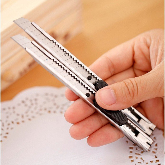Set 2 Dao Rọc Giấy Siêu Bén Thép Hợp Kim Dài 13cm
