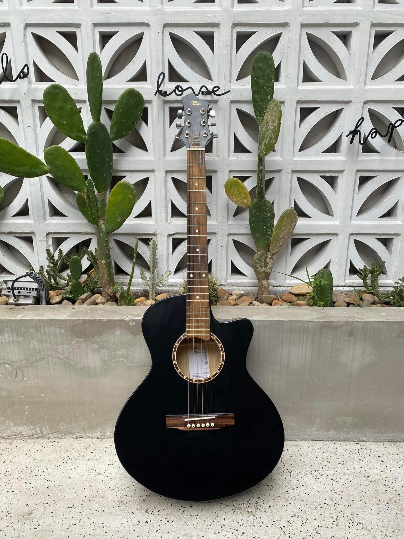 Đàn Guitar Acoustic ST-X1 Full size chất liệu gỗ nhập khẩu (màu đen) có ty chỉnh cần tặng kèm đầy đủ phụ kiện