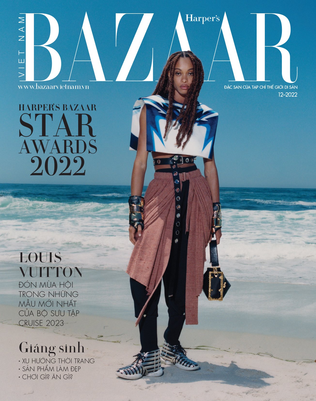 Tạp chí HARPER'S BAZAAR Tháng 12/2022