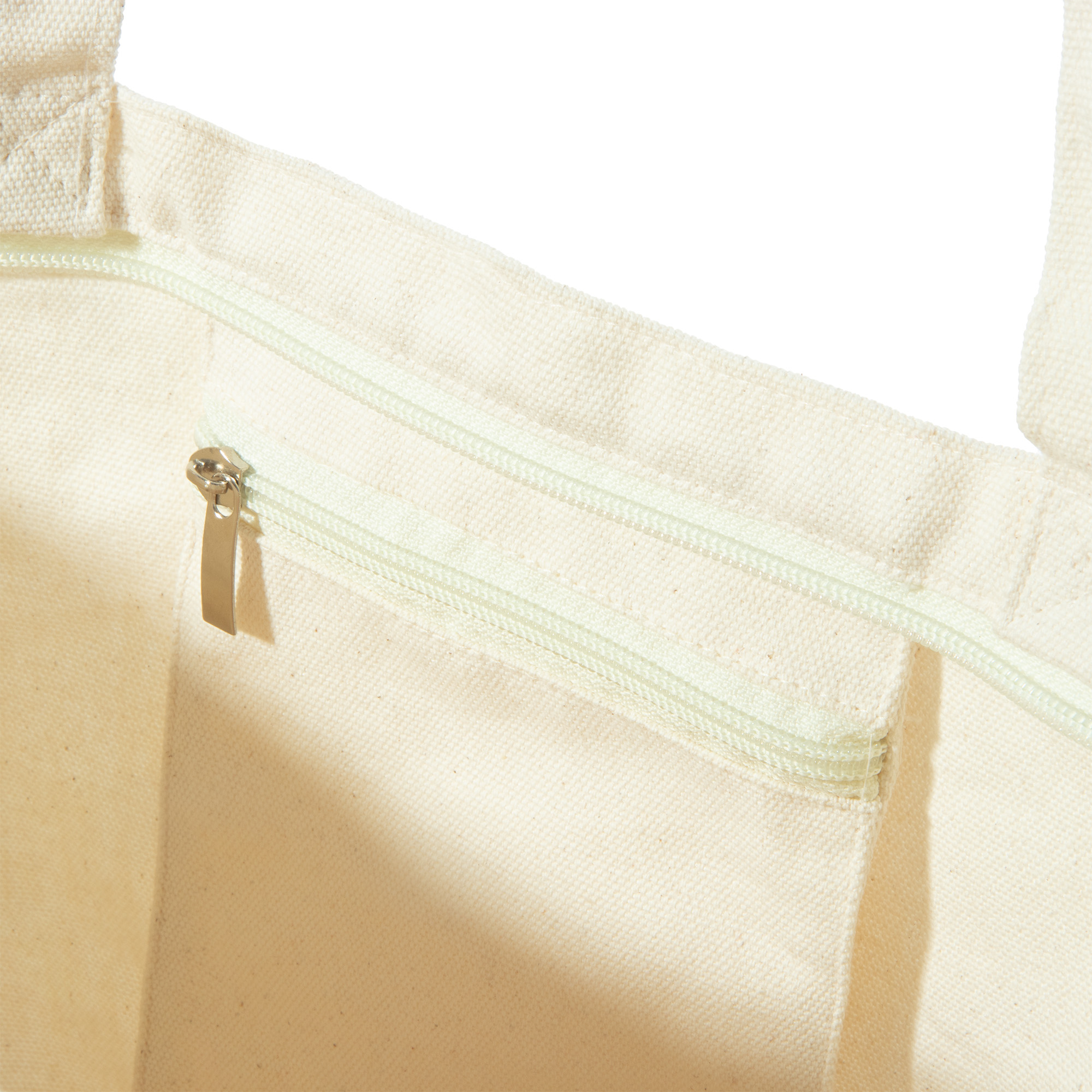 Túi DirtyCoins x One Piece Film: Red Tote Bag - Cream