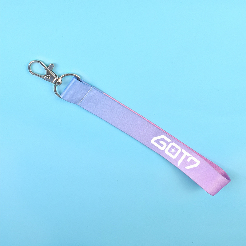 Móc khóa dây strap GOT7