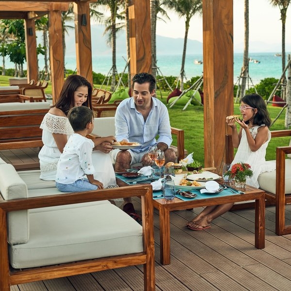Gói Villa 02 Phòng Ngủ Movenpick Cam Ranh Resort 5* Nha Trang - Hướng Biển, Buffet Sáng, Công Viên Nước, Thưởng Thức Chocolate, Nhiều Hoạt Động Hấp Dẫn, Dành Cho 04 Người Lớn