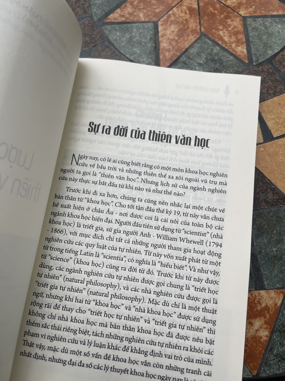 LƯỢC SỬ THIÊN VĂN HỌC – Đặng Vũ Tuấn Sơn chủ biên – Tri Thức Trẻ Books – NXB Thanh Niên