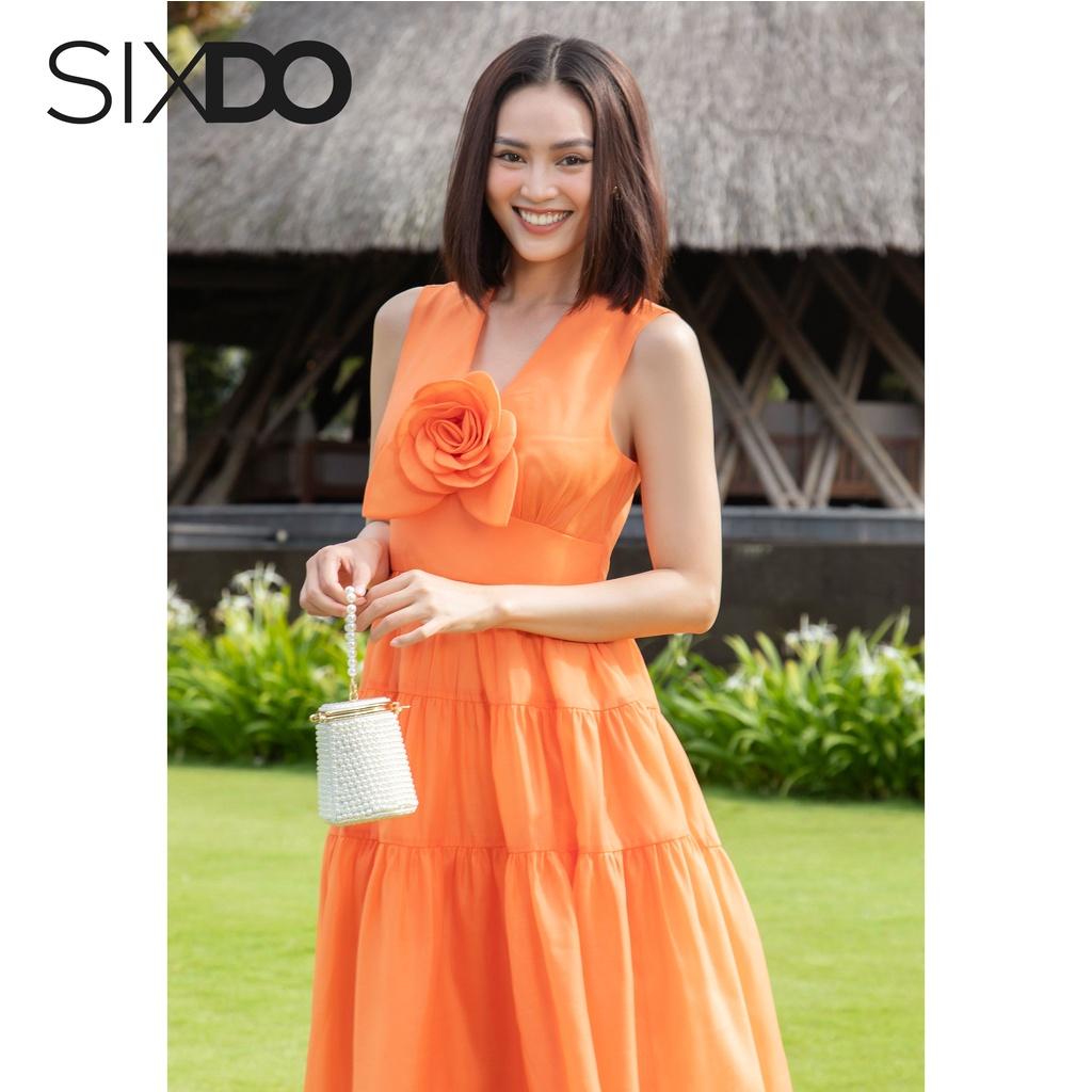 Đầm tơ sát nách cổ V phối hoa ngực SIXDO