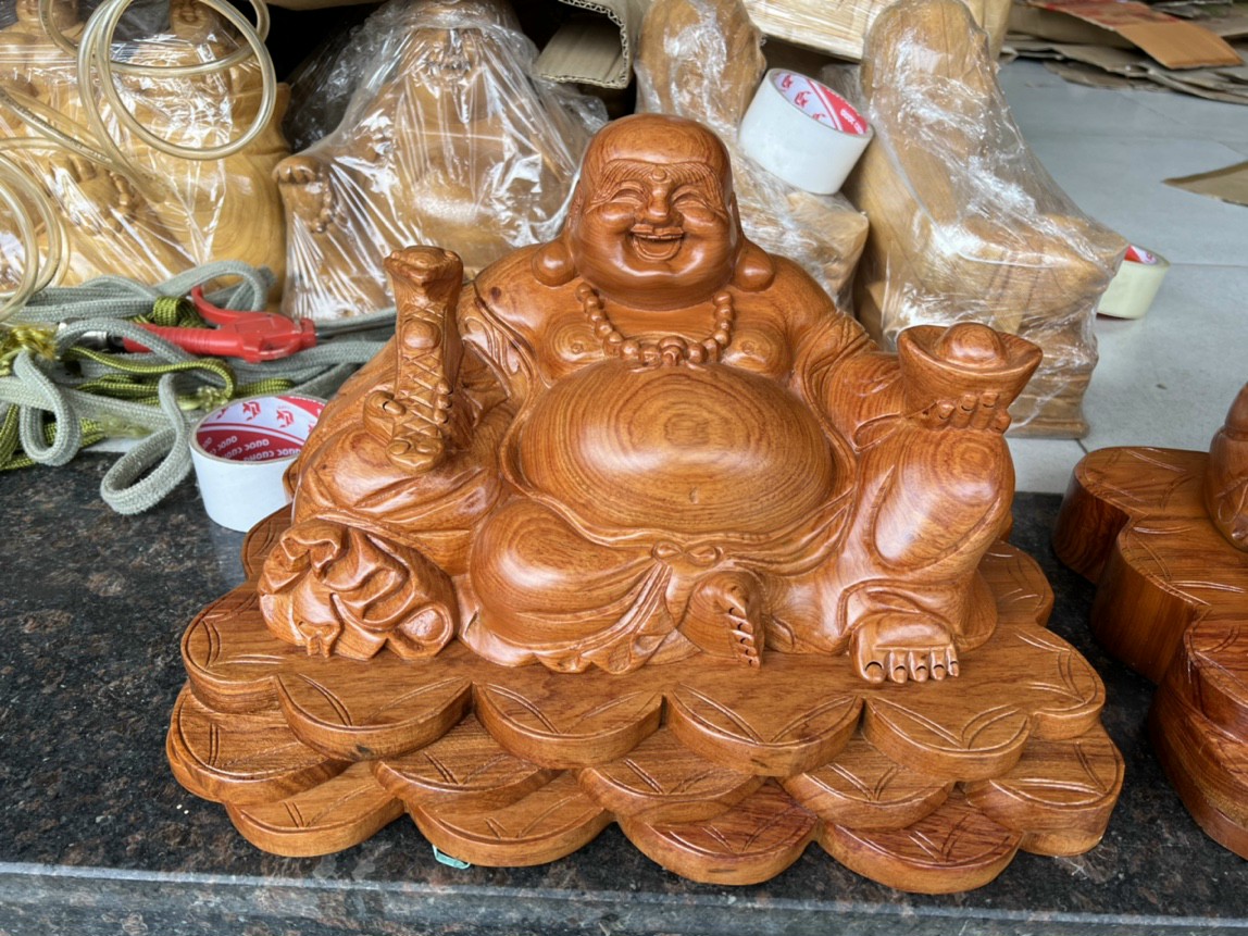 Tượng phật Di lặc ngồi đế tiên gỗ hương ngang 50 cm