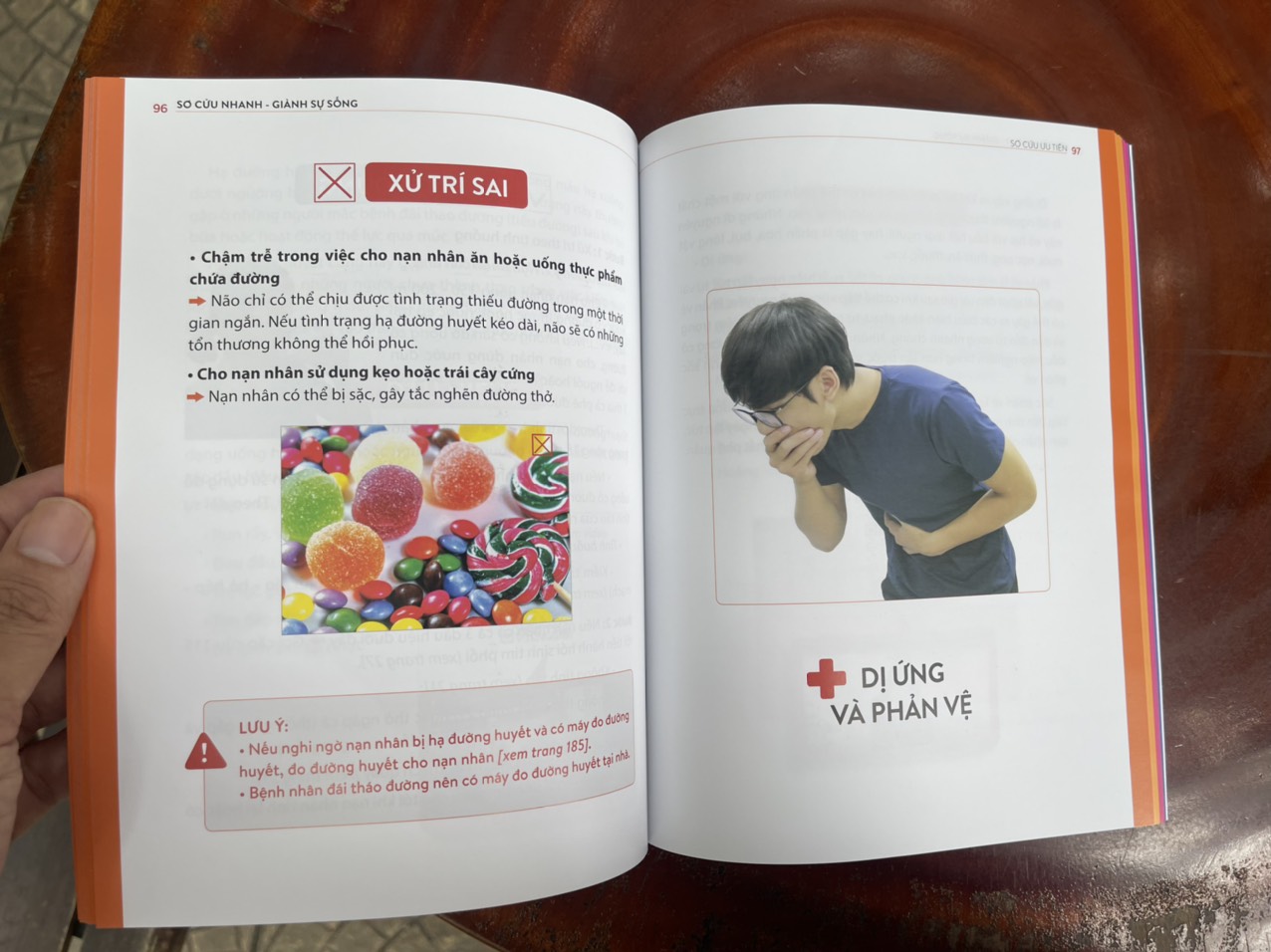 SƠ CỨU NHANH – GIÀNH SỰ SỐNG - Tổ chức Giáo dục Sức khoẻ Wellbeing – NXB Kim Đồng