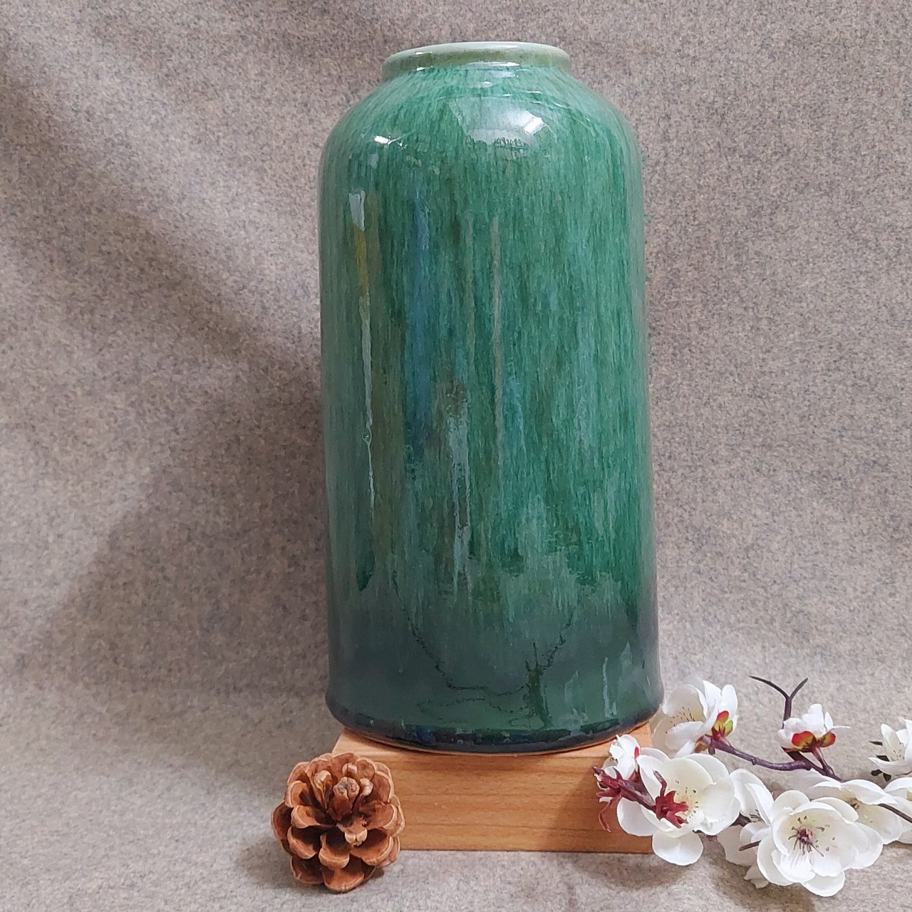 Bình cắm hoa, Bình gốm Bát Tràng men xanh dáng lòng đèn trang trí phòng khách, phòng làm việc Bông Garden cao 28cm