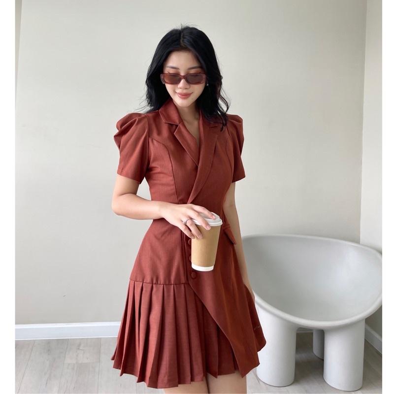 MINA DRESS Đầm vest xếp li nút bọc