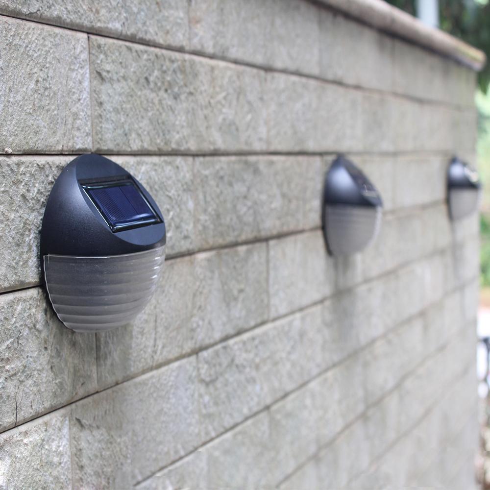 Đèn tường sử dụng năng lượng mặt trời Tích hợp 6 đèn LED, độ sáng cao Chống nước IP65 được làm bằng vật liệu chất lượng cao