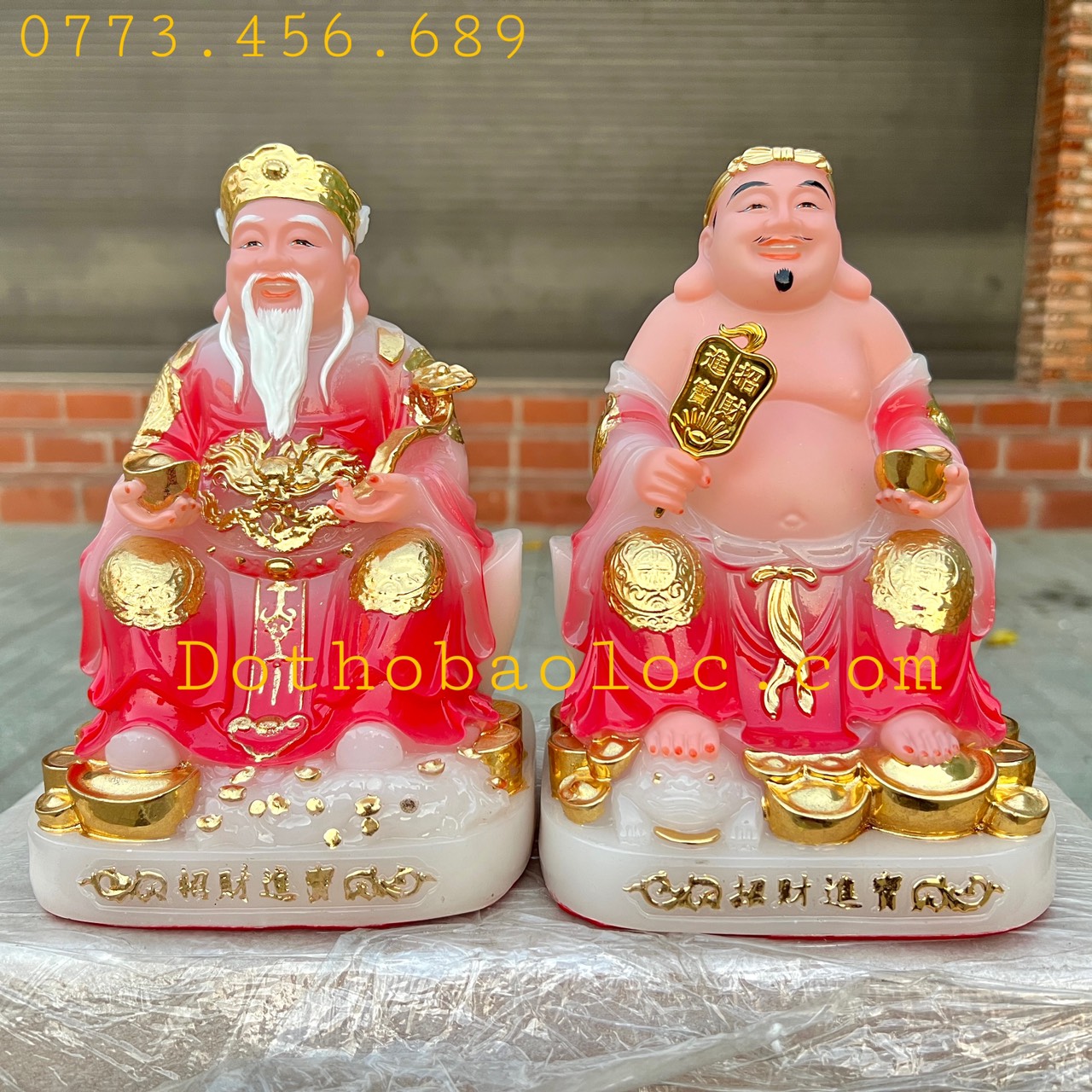 Tượng Thần tài Thổ Địa đế đá nhập khẩu cao cấp cao 20 cm – Đỏ ngọc bích