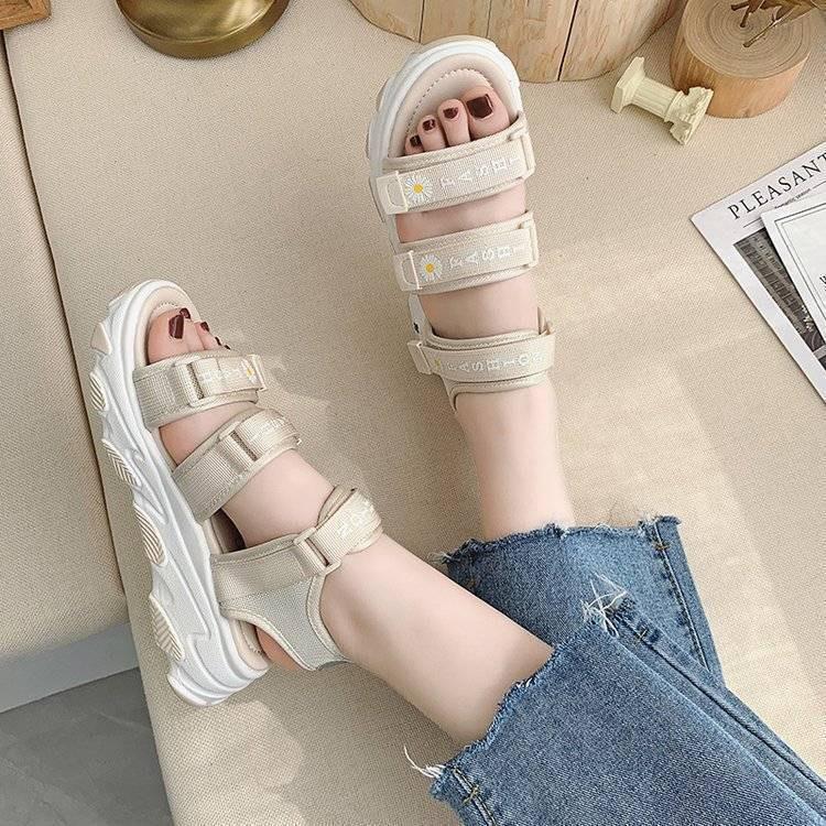 Sandal nữ 3 quai 3 BÔNG HOA CÚC đế bánh mì êm chân 5 phân (mã 505