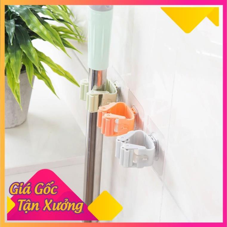 Dụng Cụ Kẹp Đồ Vật Treo Tường Nhiều Màu Kèm Miếng Dán Trong Suốt TP'S