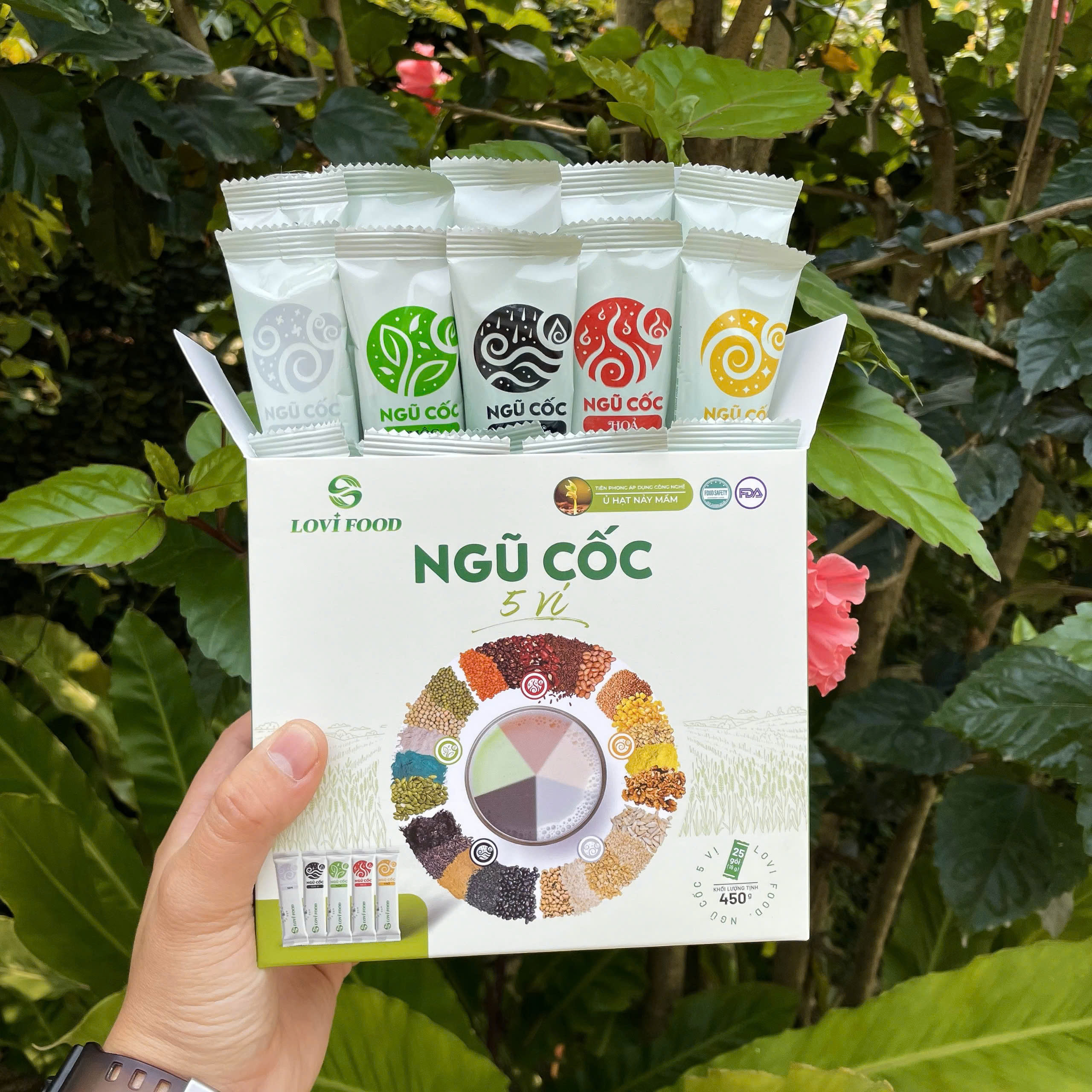 Ngũ Cốc 5 Vị LoviFood Hộp 480g (25 gói x 18g) - Thực Phẩm Bổ Sung Dinh Dưỡng Cho Mẹ Bầu, Sau Sinh, Người Già, Người Tiểu Đường, Ăn Chay, Ăn Kiêng, Eat Clean, Healthy, Tốt Cho Tim Mạch, Giúp Ngủ Ngon Hơn