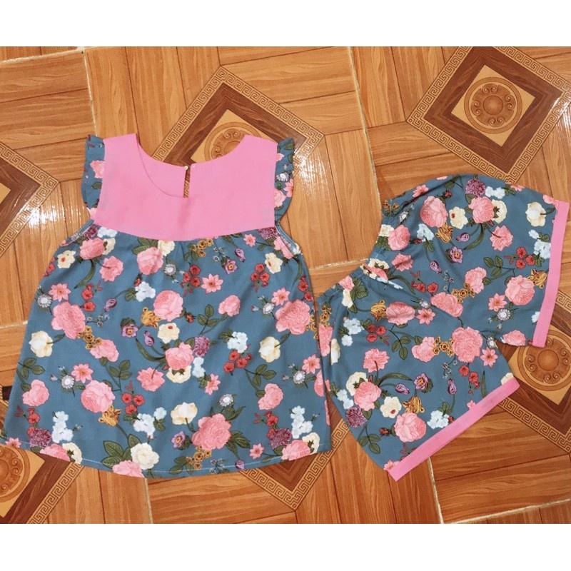 Bộ quần áo lanh họa tiết dễ thương, cổ tròn tay cánh tiên mặc nhà cho bé gái