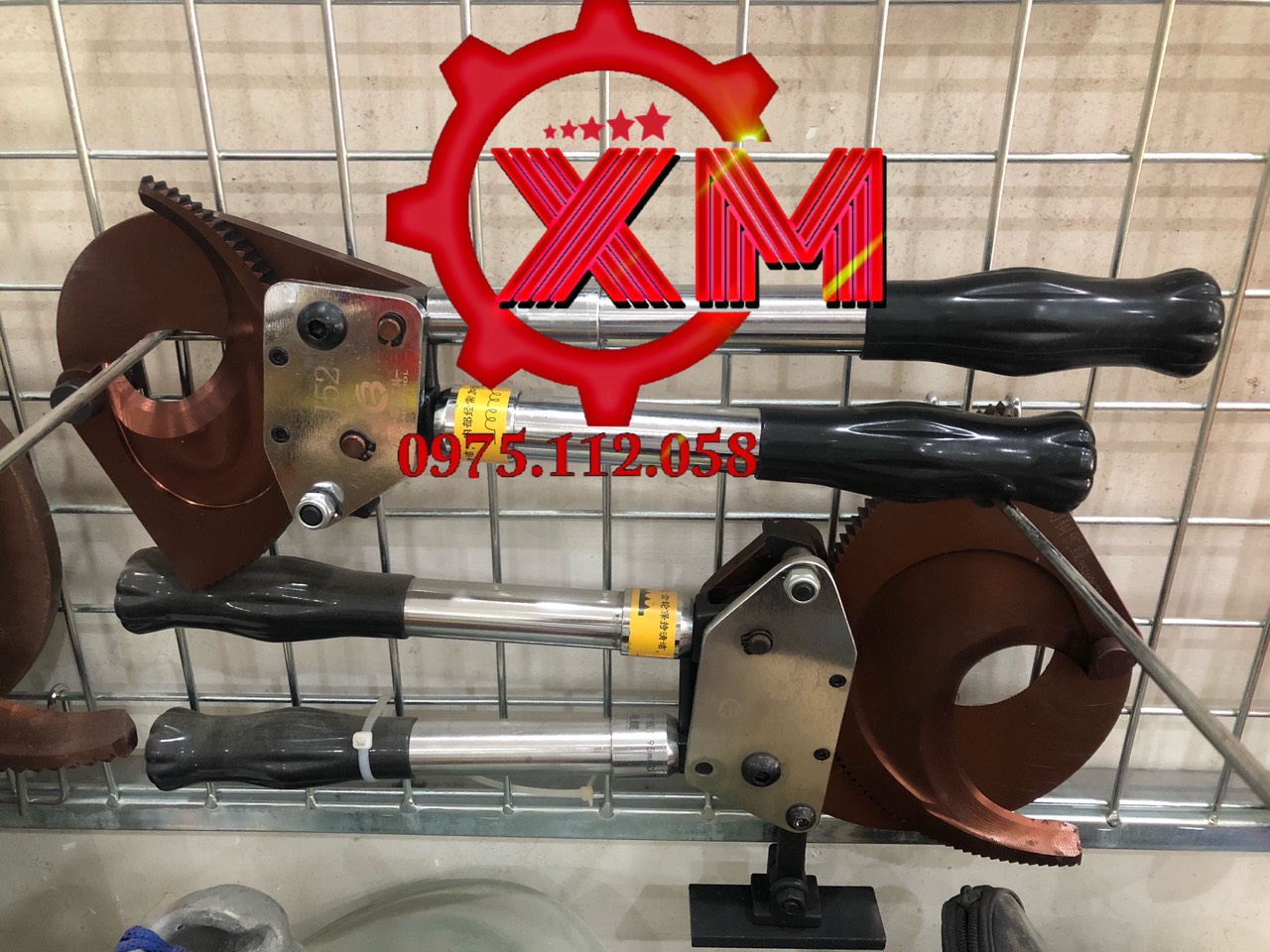 Kìm cắt cáp nhông lõi thép J130